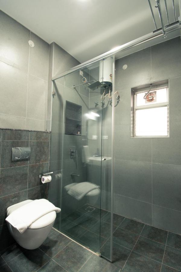 Athulya Residence Suite Rooms Bangalore Luaran gambar