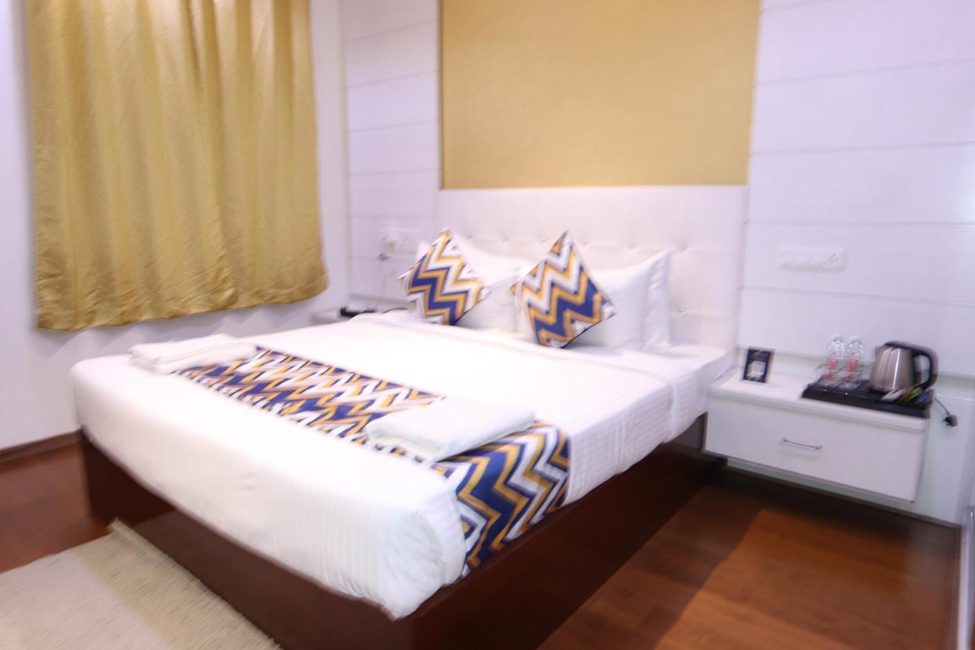 Athulya Residence Suite Rooms Bangalore Luaran gambar